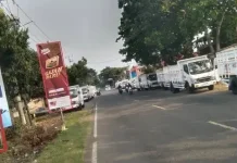 Truk Koperasi Merah Putih Berjejer di Jalan Ibu Tien Suharto