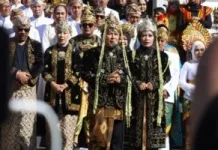 Helaran Budaya Semarakkan Hari Jadi ke-528 Kuningan