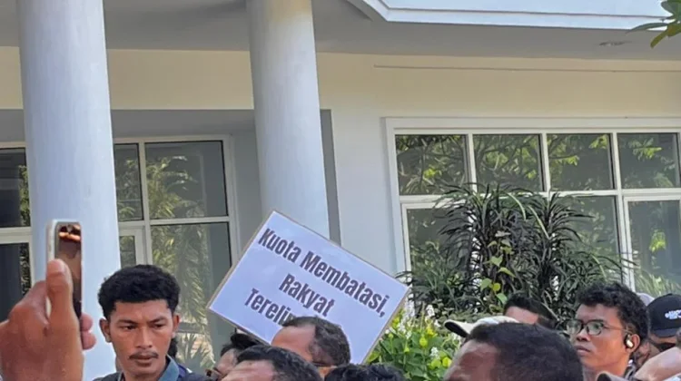 Aliansi Pariwisata Manggarai Barat Protes Kebijakan Kuota TN Komodo