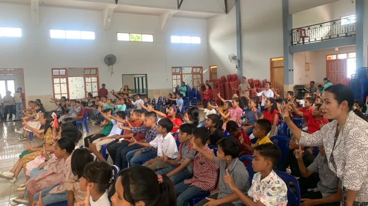 Perpustakaan Keliling Sasar Literasi Anak di Ende