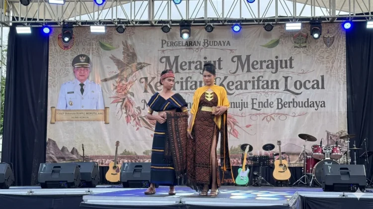 Pergelaran Budaya Ende Sambut Hardiknas 2026