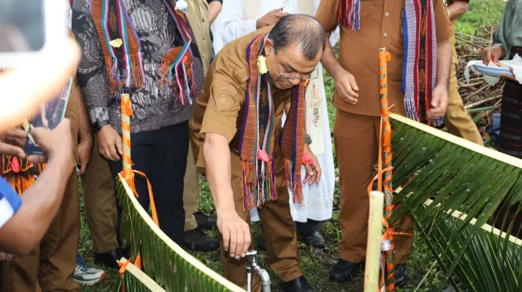 Kolaborasi Bangun SPAM di Kecamatan Wewaria