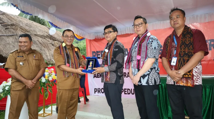 Kolaborasi Bangun SPAM di Kecamatan Wewaria