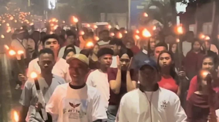 Pawai Obor Sambut Hari Lahir Pancasila di Ende