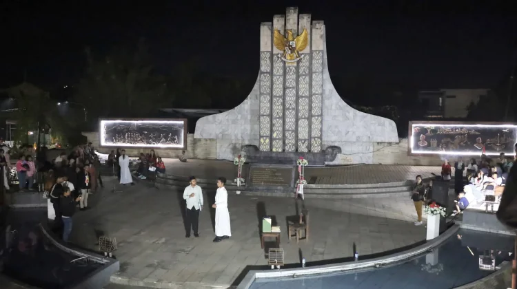 Pawai Obor Semarakkan Peringatan Hari Lahir Pancasila di Ende