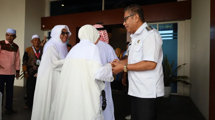 27 Jemaah Haji Ende Tiba, Disambut Wabup dan Forkopimda