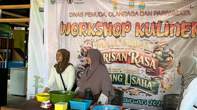 Lestarikan Kue Tradisional, Pokdarwis Sanggau Gelar Workshop Kuliner