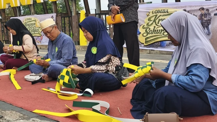 Hari Terakhir Festival Takjil Ramadan Sanggau Diserbu Pengunjung