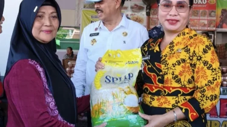 Gerakan Pangan Murah di Sanggau Tekan Inflasi Daerah