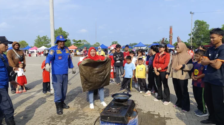 Warga Antusias Ikuti Simulasi Penanganan Kebocoran Gas LPG