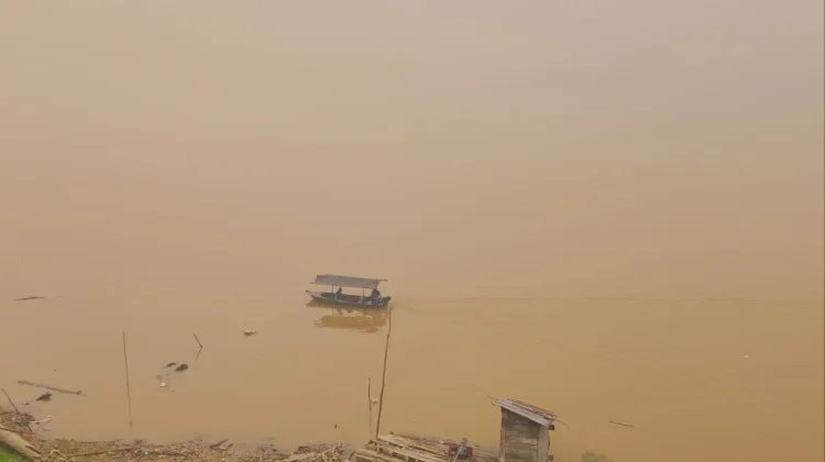 Makin Pekat, Kabut Asap Kepung Kantor Bupati Sanggau