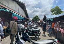 Menjelang Lebaran, Pasar Senggol Sanggau Dipadati Warga