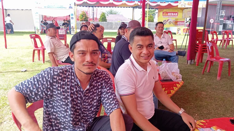Unsur Pemerintah dan Sponsor Hadiri Lomba Kicau Mania di Gunungsitoli