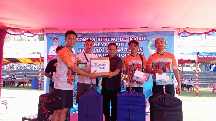 Unsur Pemerintah dan Sponsor Hadiri Lomba Kicau Mania di Gunungsitoli