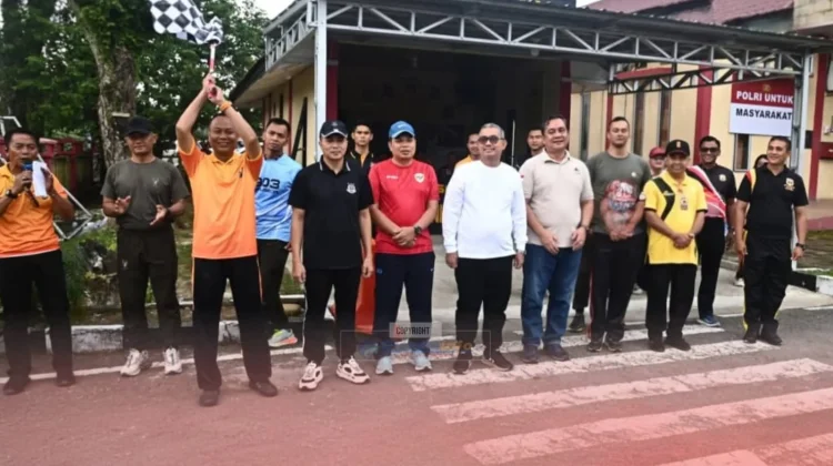 Kegiatan Olahraga Bersama di Lapangan Apel Mapolres Nias
