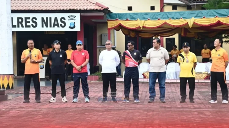 Kegiatan Olahraga Bersama di Lapangan Apel Mapolres Nias