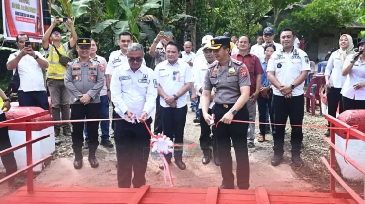 Peresmian Revitalisasi Jembatan MUA di Desa Lasara Taneseo, Kabupaten Nias