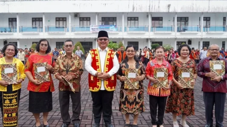 Pemko Gunungsitoli Gelar Upacara Hari Pendidikan Nasional