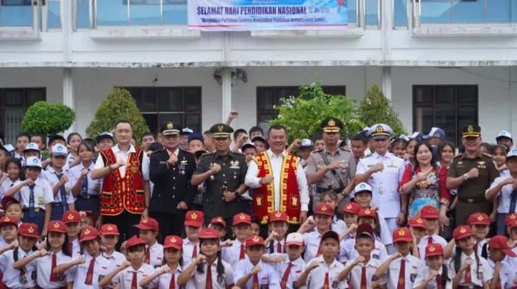 Pemko Gunungsitoli Gelar Upacara Hari Pendidikan Nasional