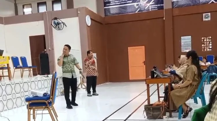 Pembukaan Pelatihan Bimbingan dan Konseling dan Penguatan Karakter bagi Guru