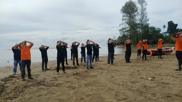 Latihan Bersama TRC BPBD Kota Gunungsitoli dan Basarnas Nias