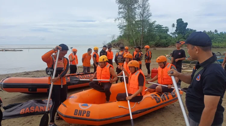 Latihan Bersama TRC BPBD Kota Gunungsitoli dan Basarnas Nias
