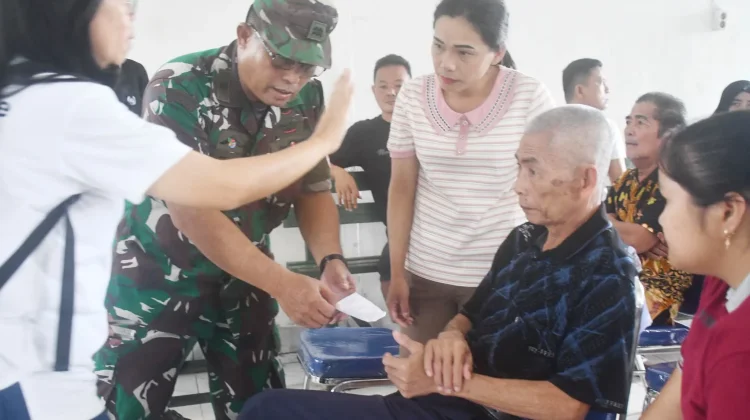 Karya Bakti TNI AD untuk Rakyat Gelar Operasi Katarak dan Bibir Sumbing di Nias