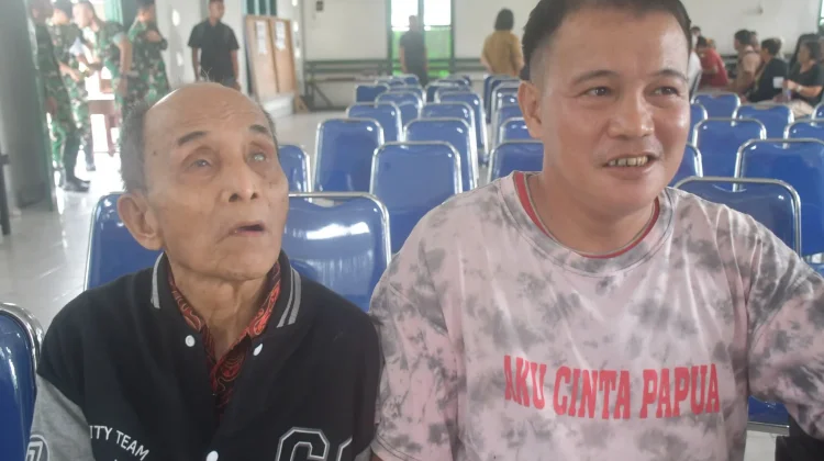 Karya Bakti TNI AD untuk Rakyat Gelar Operasi Katarak dan Bibir Sumbing di Nias