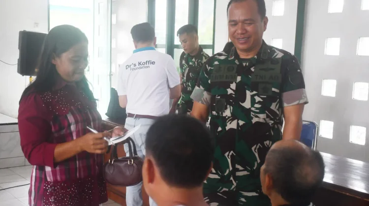Karya Bakti TNI AD untuk Rakyat Gelar Operasi Katarak dan Bibir Sumbing di Nias