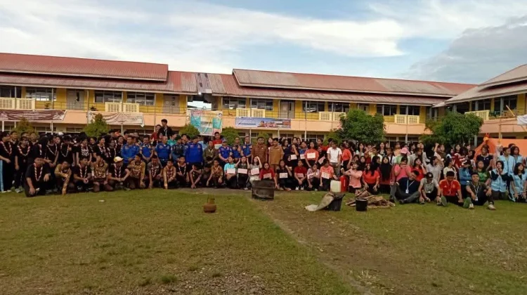 Edukasi dan Simulasi Pemadaman Api Ringan, di SMA Negeri 1 Gunungsitoli