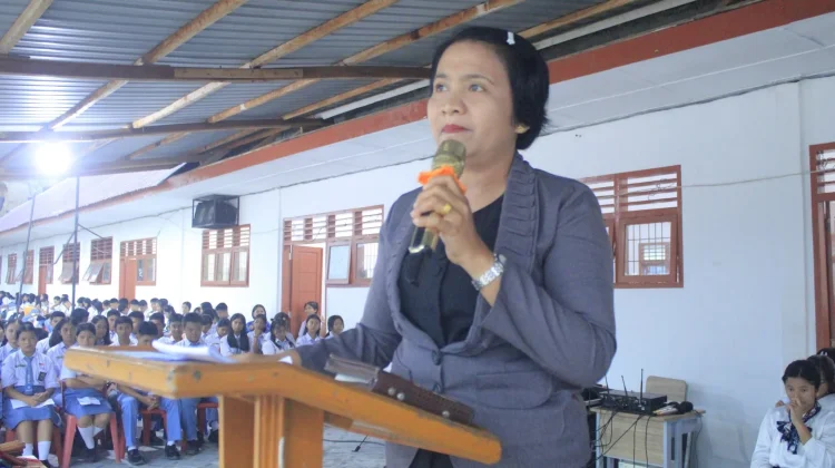 Ibadah Akhir Tahun Pelajaran SMAN 3 Gunungsitoli