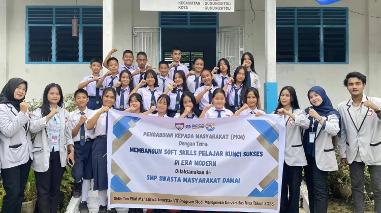 Pengabdian kepada Masyarakat Mahasiswa Progam Studi Manajemen UNIAS
