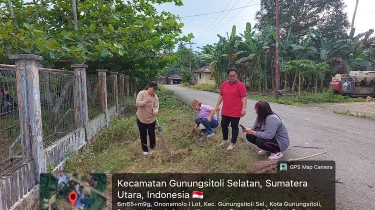 Kegiatan Jumat Bersih Kantor Kecamatan Gunungsitoli Selatan