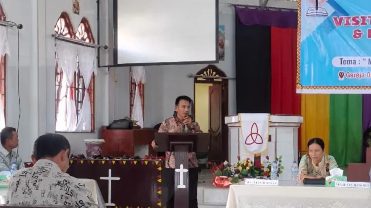 BPH ONKP Latih Pelayan Resort Lahomi III Perkuat Tata Kelola Gereja