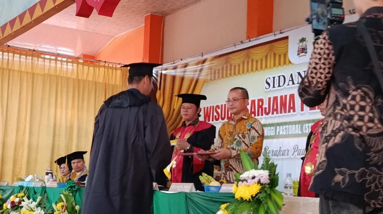 Bimas Katolik Apresiasi Wisudawan Pastoral Dian Mandala