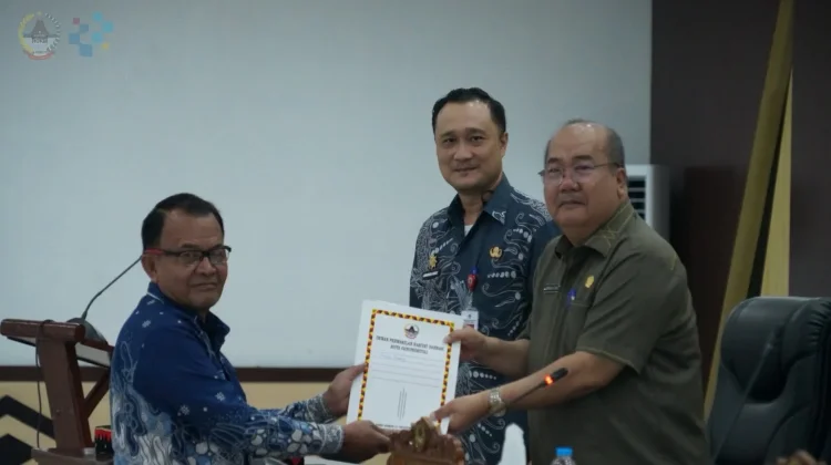Sekda Gunungsitoli Hadiri Rapat Paripurna DPRD