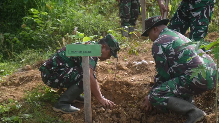 Danrem 023/KS: Gerakan Tanam 1.000 Pohon Pulihkan Kawasan Terdampak Longsor