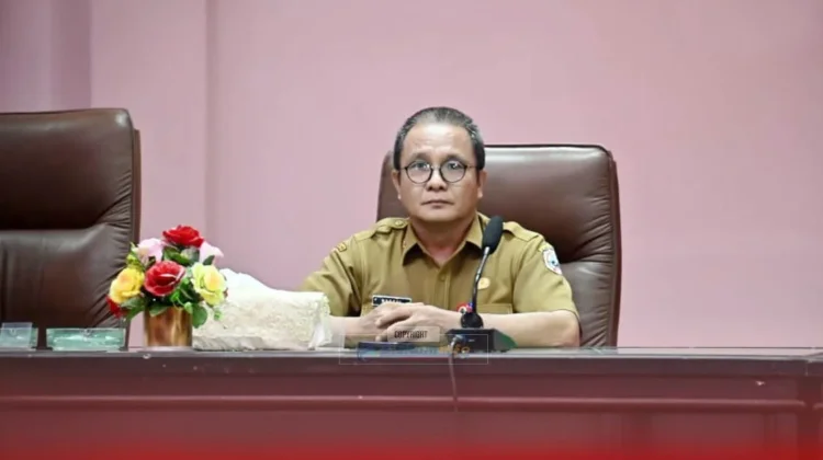 Rapat Paripurna DPRD Kabupaten Nias dalam rangka Penyampaian Laporan Reses