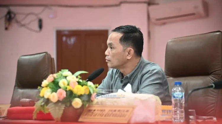 Rapat Paripurna DPRD Kabupaten Nias dalam rangka Penyampaian Laporan Reses