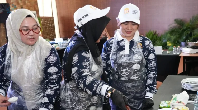 Ketua PKK Ikuti Ladies Program dan Fun Cooking di Medan