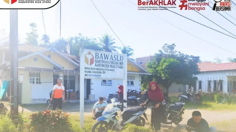 Jaga Kebersihan Kantor, Bawaslu Nias Utara Gelar Kerja Bakti "Jumpa Berlian"