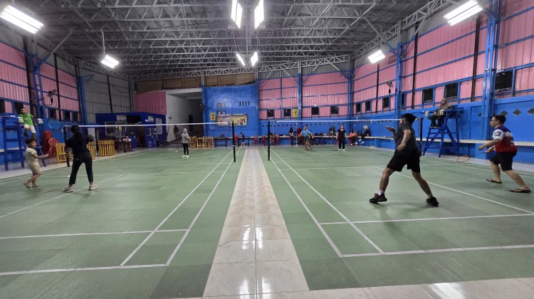 Hall Sowua, Lapangan Badminton di Desa Miga