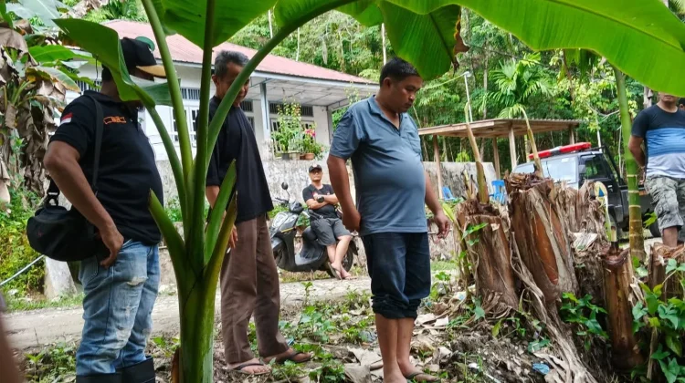 Hujan Deras, Rumah Dinas Pendeta Jemaat Hilinakhe Alami Longsor