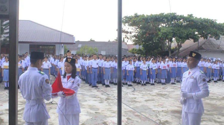 SMA Negeri 3 Gunungsitoli Gelar upacara TP 2026/2027