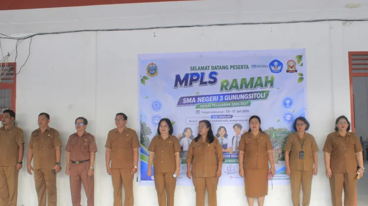 SMA Negeri 3 Gunungsitoli Gelar upacara TP 2026/2027