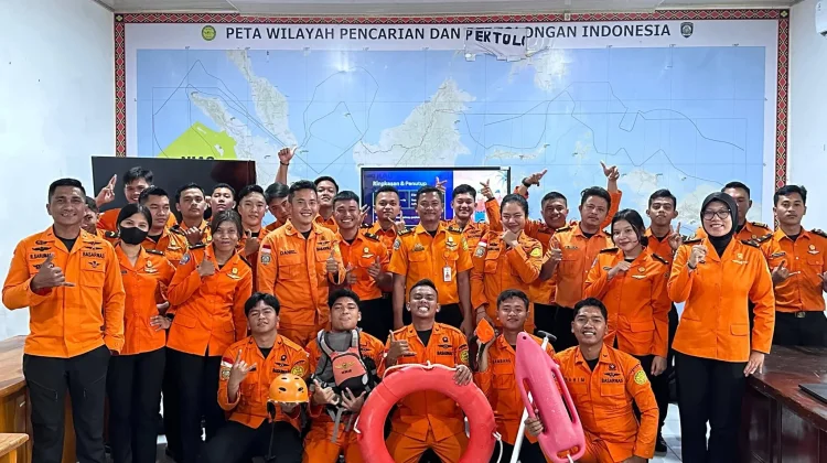 Kantor SAR Nias Gelar Pembelajaran Metode Penyelamatan di Air dan Pengenalan Alat