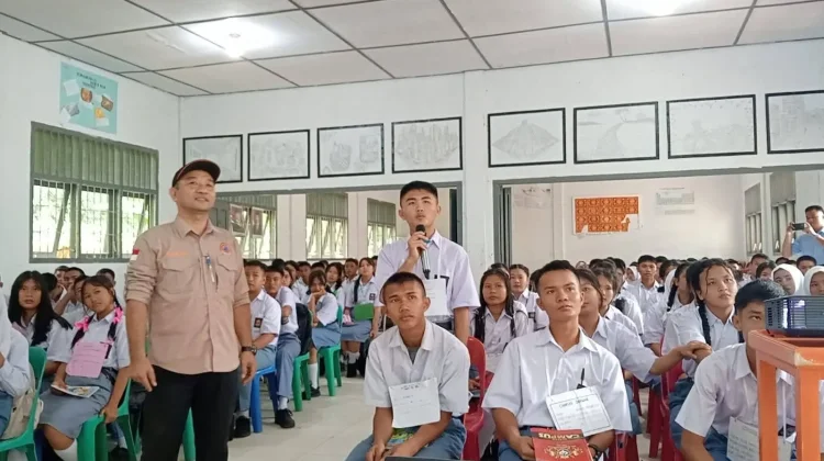 Sosialiasi KIE Rawan Bencana di SMA Negeri 2 Gunungsitoli