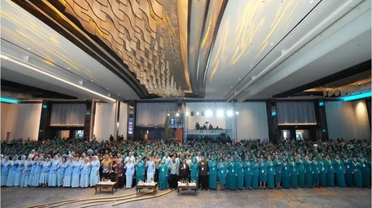 Ketua PKK Gunungsitoli Hadiri HKG di Makasar