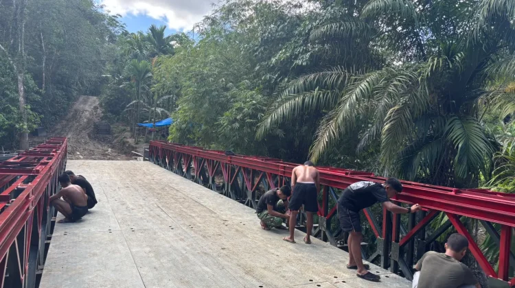 Pembangunan Jembatan Modular Sungai Bawoni Capai 98,3 Persen