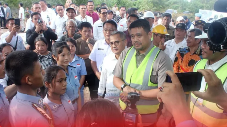 Gubernur Bobby Tinjau Lokasi Rencana Relokasi SMK Negeri 1 Gido Kabupaten Nias